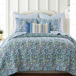 Calico Multicolored Quilt Set - Levtex Home -Northlight Store GUEST 406375b1 85d1 4f91 a120 f71b6ab8bef7