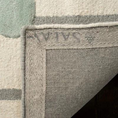 Safavieh Kids SFK909 Hand Tufted Area Rug - Safavieh 5 Safavieh Kids SFK909 Hand Tufted Area Rug - Safavieh - Image 3