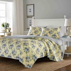 Linley Quilt Set Laura Ashley -Northlight Store GUEST 835c3a4a 33e0 47cf 8187 cb1507e40a63