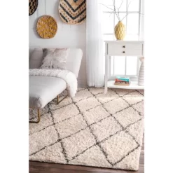 NuLOOM Sheba Cotton Diamond Shaggy Area Rug