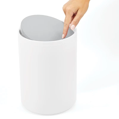 MDesign Round Swing Trash Can Garbage Bin 4 MDesign Round Swing Trash Can Garbage Bin - Image 2