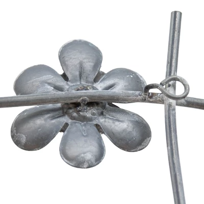 Flower Gray Metal Wall Art - Foreside Home & Garden 5 Flower Gray Metal Wall Art - Foreside Home & Garden - Image 3