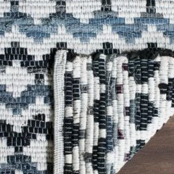 Rhayader Rug - Safavieh -Northlight Store GUEST d557ab98 5090 4deb b81d 81f170b3fe84