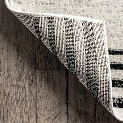 NuLOOM Blaire Contemporary Solar Eclipse Area Rug 8 NuLOOM Blaire Contemporary Solar Eclipse Area Rug - Image 6