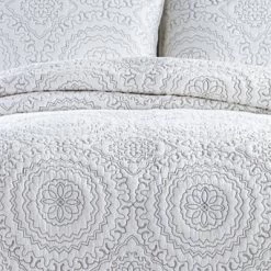 Medallion Quilt Sham Gray/White - Jessica Simpson -Northlight Store GUEST fe7136af d910 4ca3 9524 917bc229a9f1
